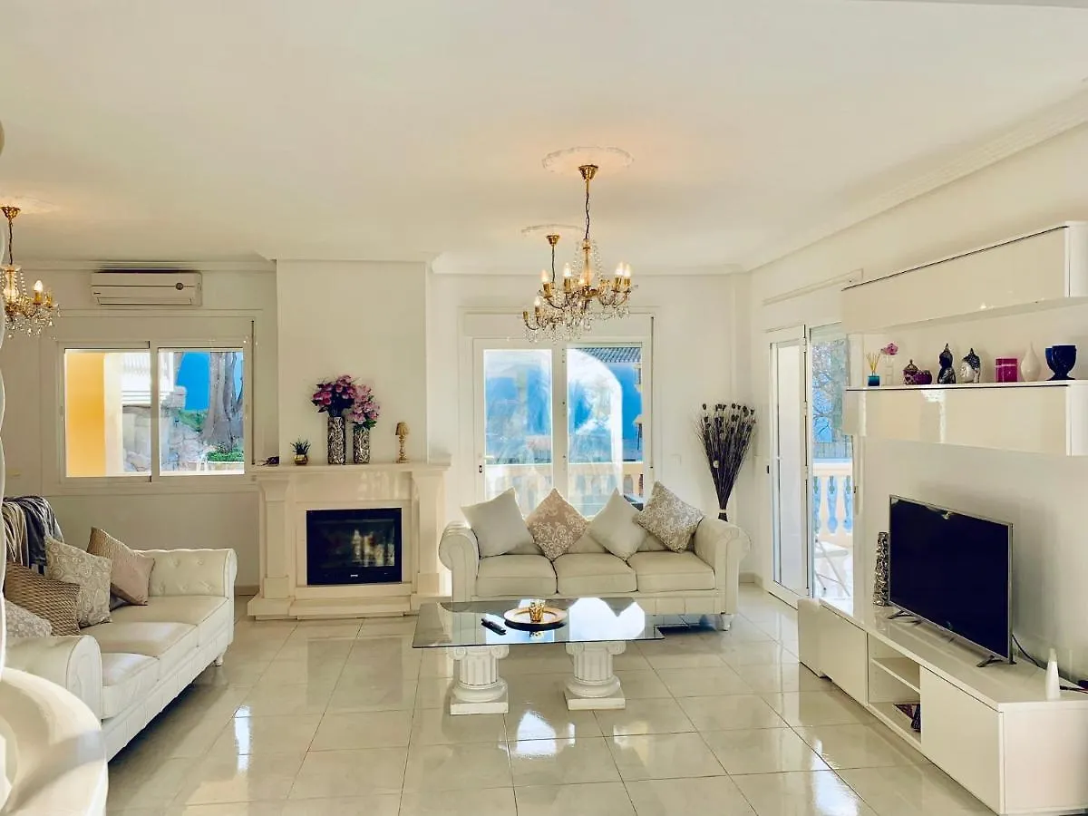 Villa Lissa Luxe Fuengirola 0*,